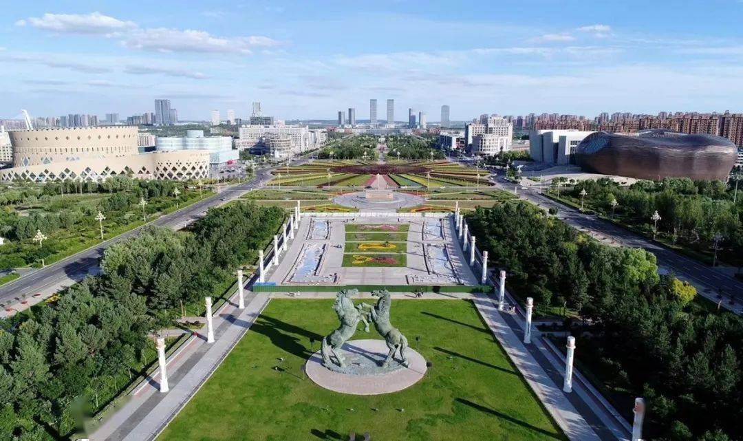 鄂尔多斯，内蒙古璀璨明珠的辉煌风采